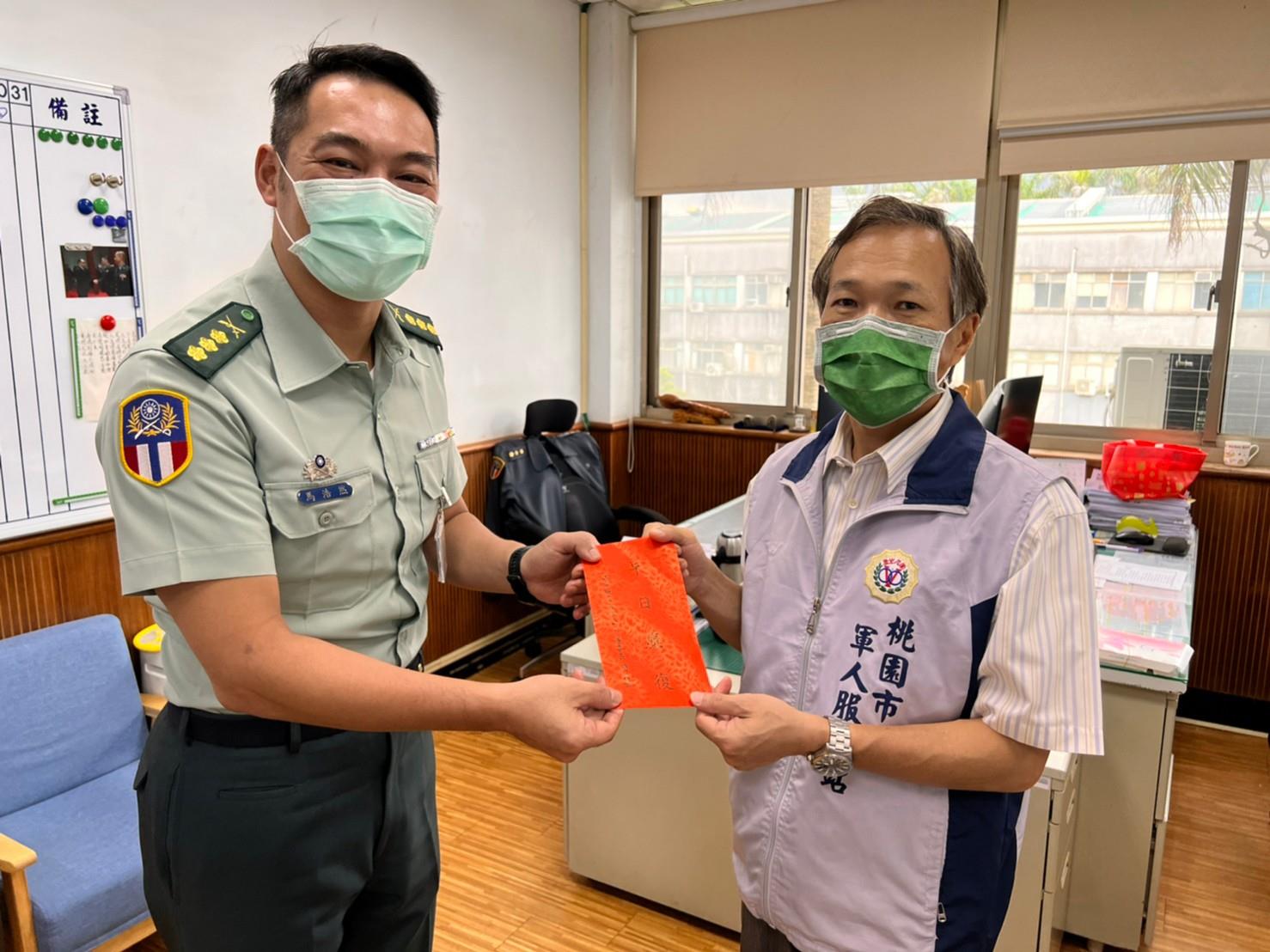陸總馬上校慰問