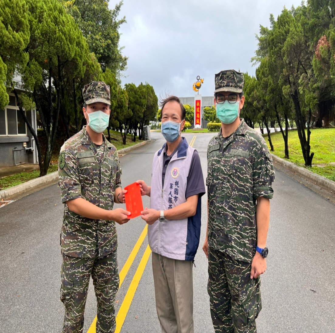 慰問陸戰隊士兵